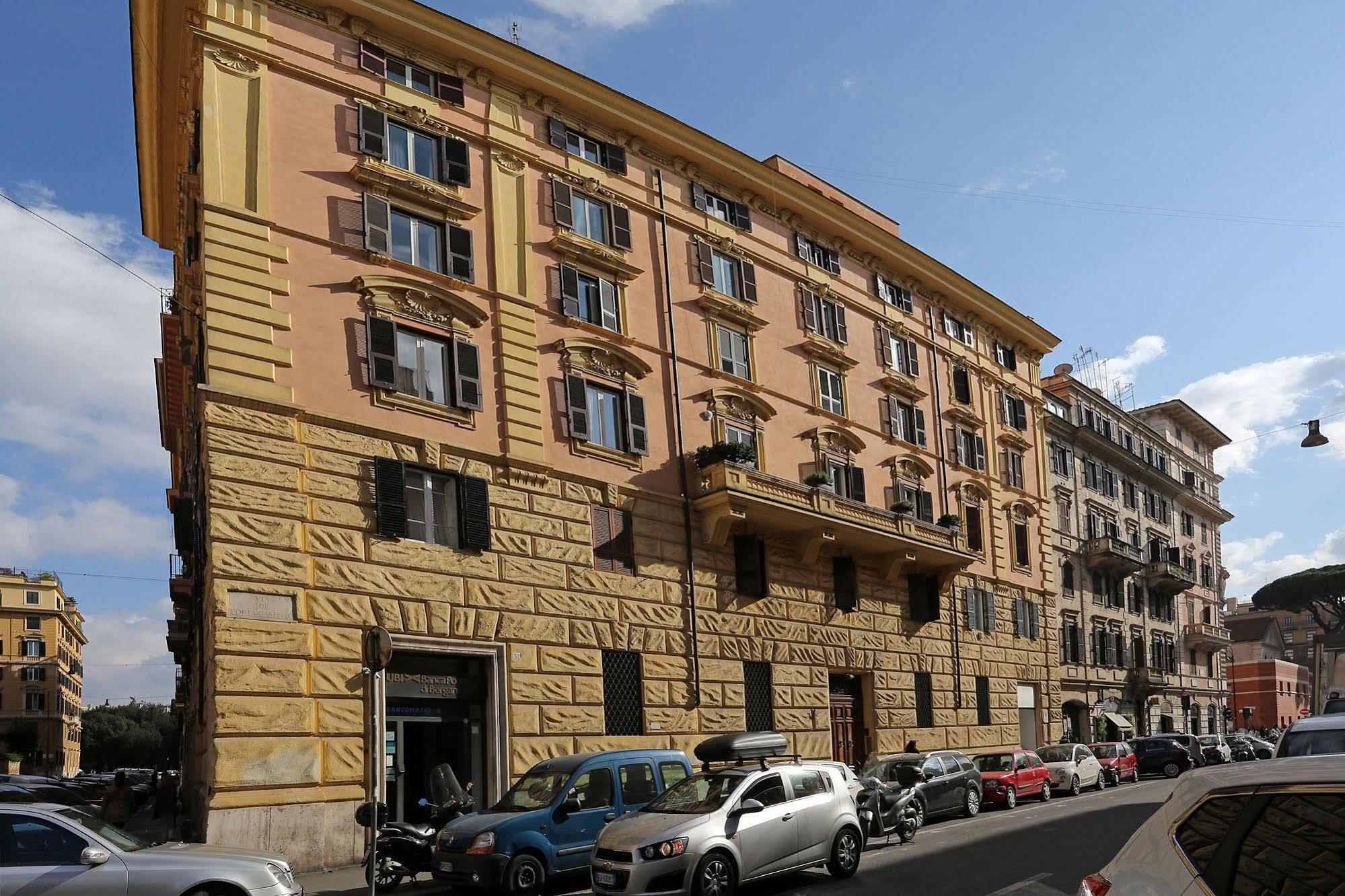 Capricci Romani Exteriör bild